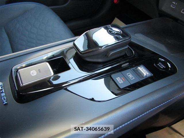Nissan NOTE 2021-11 8884083-14