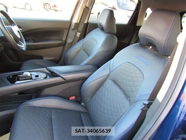 Nissan NOTE 2021-11 8884083-23