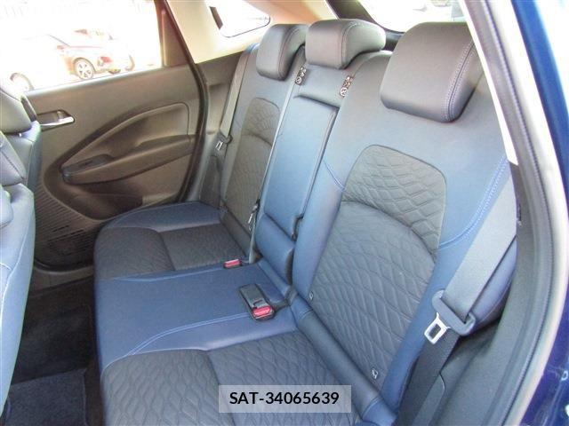 Nissan NOTE 2021-11 8884083-24