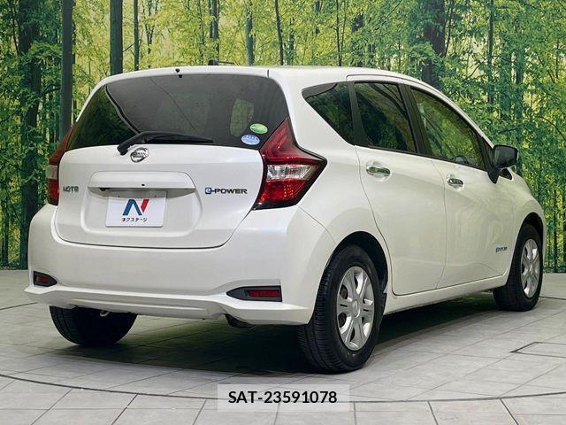 Nissan NOTE 2017-03 4598372-16