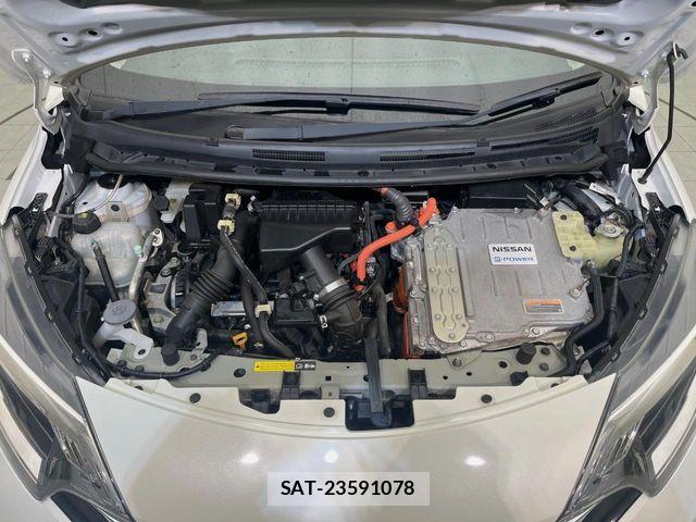 Nissan NOTE 2017-03 4598372-17
