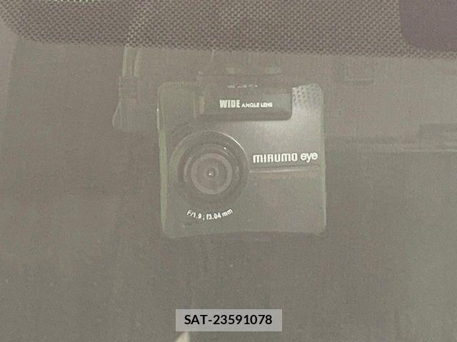 Nissan NOTE 2017-03 4598372-5