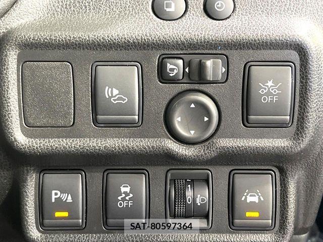 Nissan NOTE 2018-11 4598293-5