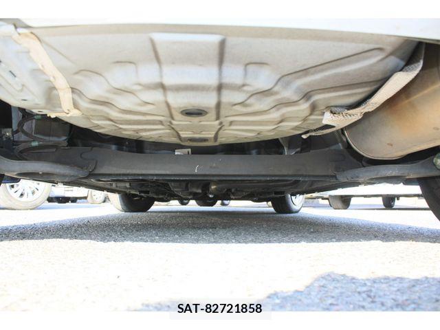 Nissan NOTE 2017-02 4640214-9