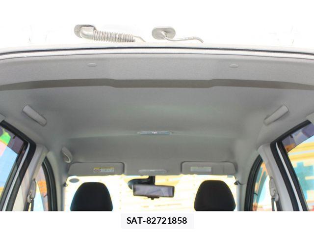 Nissan NOTE 2017-02 4640214-18