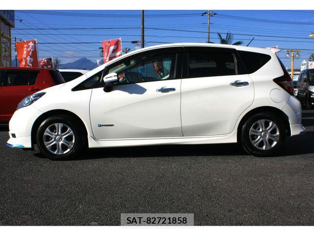 Nissan NOTE 2017-02 4640214-4