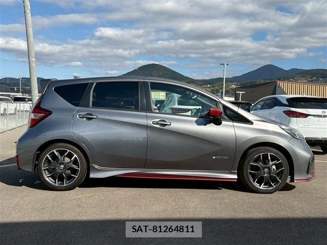 Nissan NOTE 2017-06 4756333-8