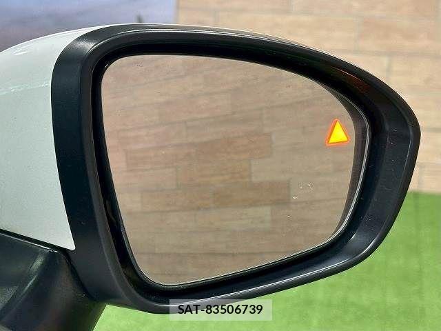 Nissan NOTE 2023-10 4756294-7