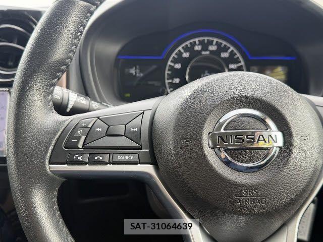 Nissan NOTE 2017-07 4974146-16