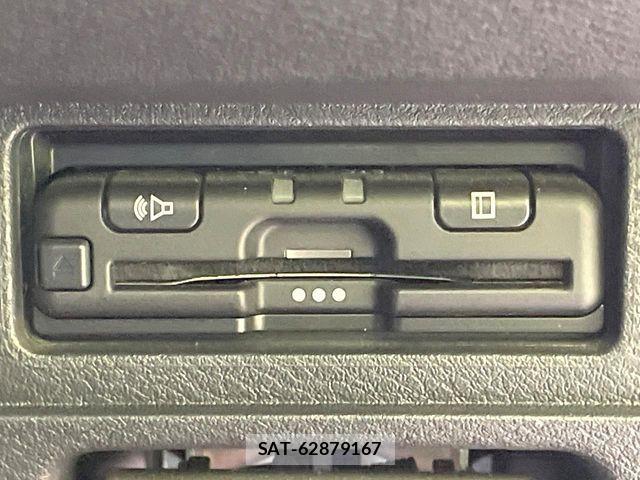 Nissan NOTE 2023-02 4973949-5