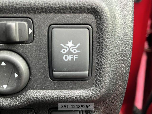 Nissan NOTE 2018-09 5874497-5