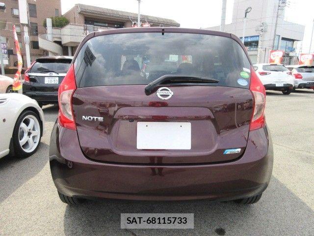 Nissan NOTE 2016-05 5874593-4