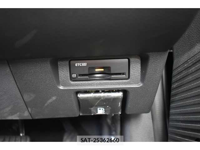 Nissan NOTE 2021-07 6014930-6