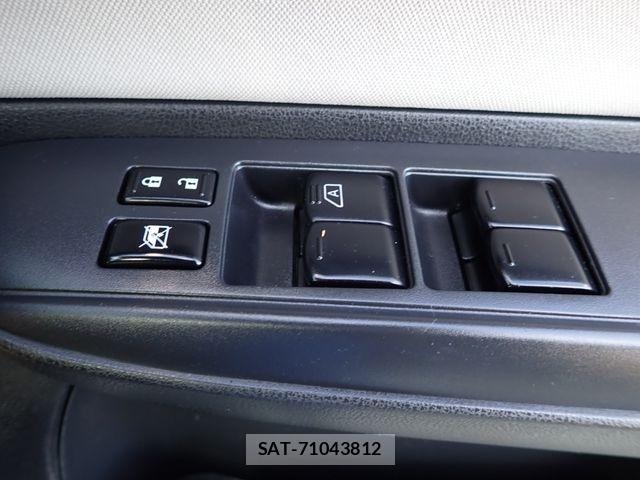 Nissan NOTE 2020-09 6015053-12
