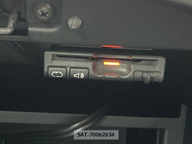 Nissan NOTE 2013-03 6246439-5