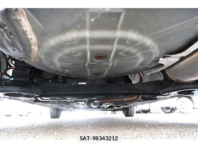 Nissan NOTE 2018-07 6246410-16