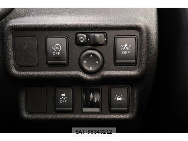 Nissan NOTE 2018-07 6246410-4