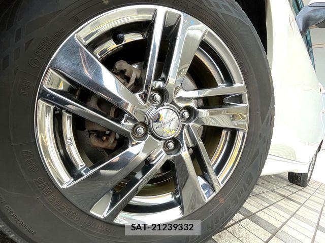 Nissan NOTE 2013-08 6265407-10