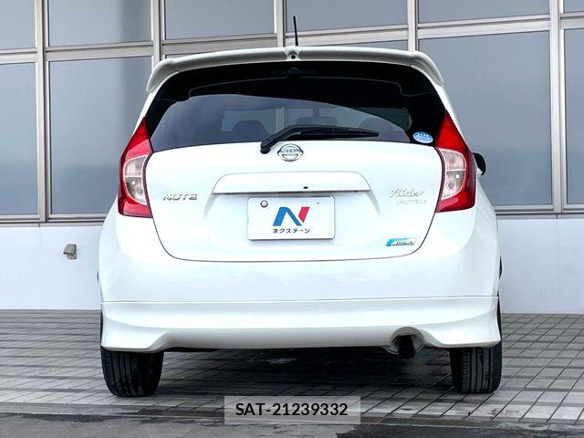 Nissan NOTE 2013-08 6265407-12