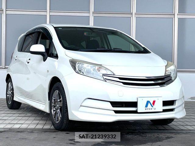 Nissan NOTE 2013-08 6265407-14