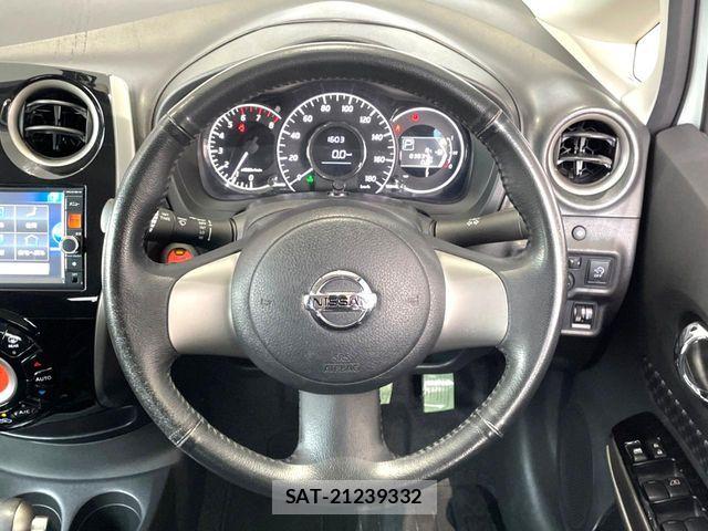 Nissan NOTE 2013-08 6265407-8