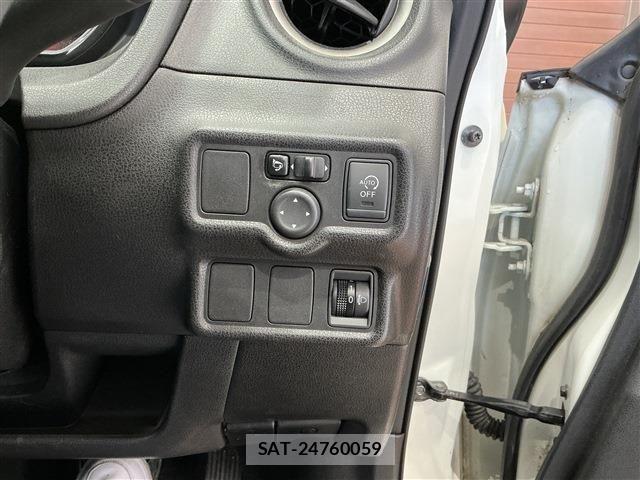 Nissan NOTE 2012-11 6272523-15