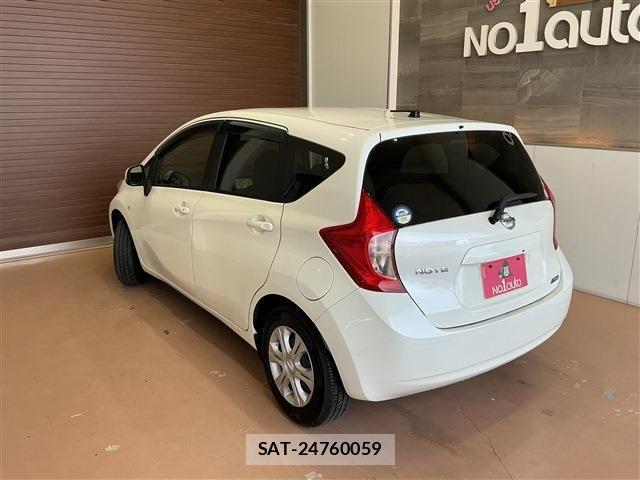 Nissan NOTE 2012-11 6272523-6