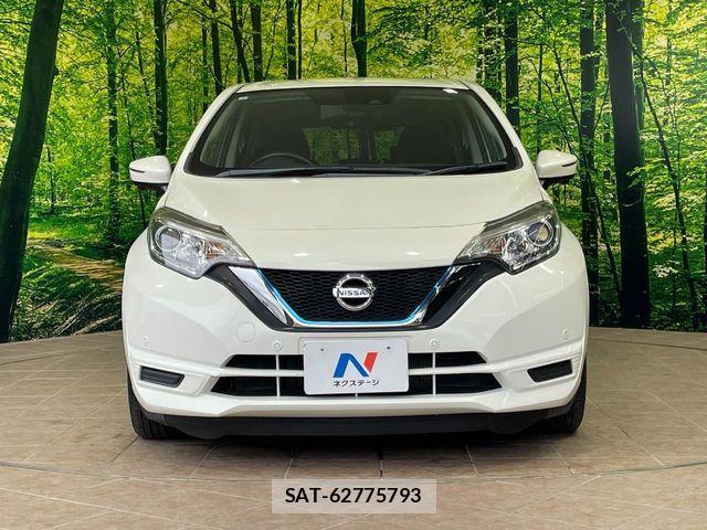 Nissan NOTE 2018-01 6501397-14