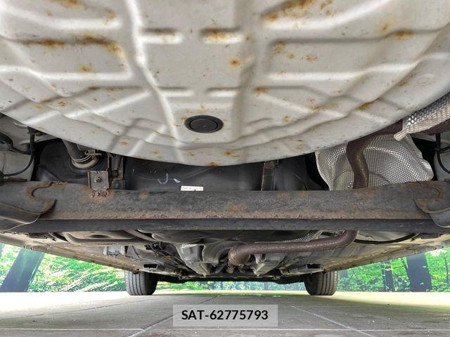Nissan NOTE 2018-01 6501397-19