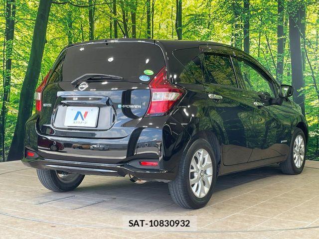 Nissan NOTE 2019-08 6501378-17