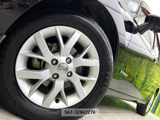 Nissan NOTE 2018-02 6546296-12