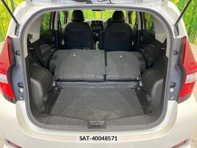 Nissan NOTE 2017-11 6613858-9