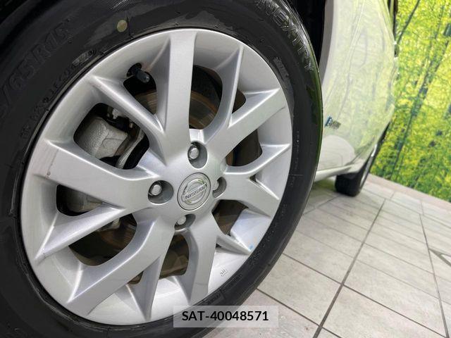 Nissan NOTE 2017-11 6613858-12