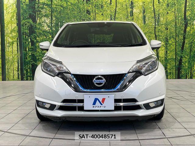 Nissan NOTE 2017-11 6613858-13