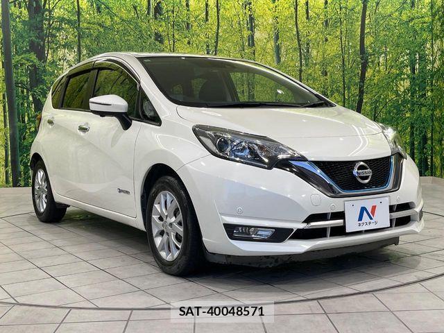 Nissan NOTE 2017-11 6613858-15
