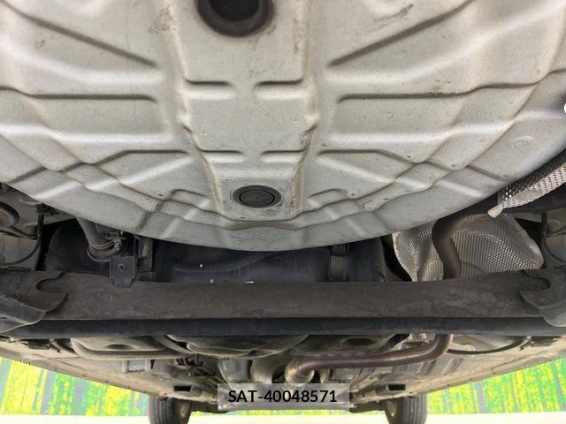 Nissan NOTE 2017-11 6613858-18