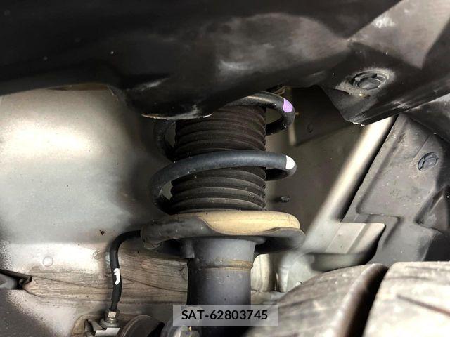 Nissan NOTE 2014-01 6613883-19