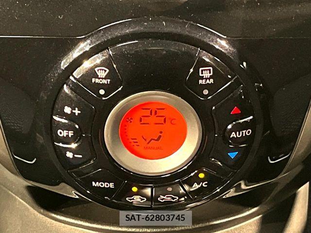Nissan NOTE 2014-01 6613883-6
