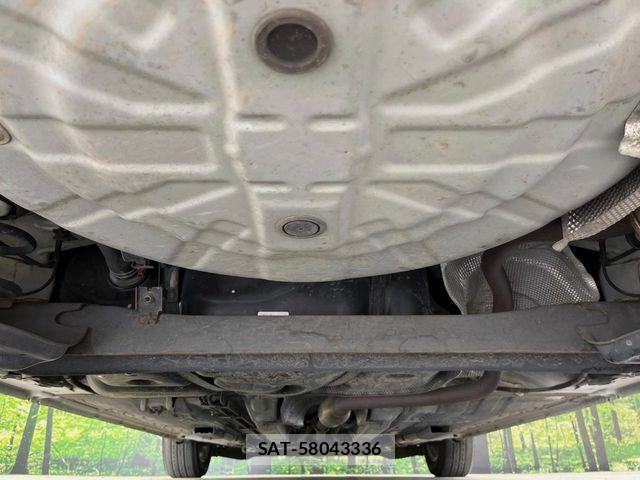 Nissan NOTE 2017-09 6673000-18