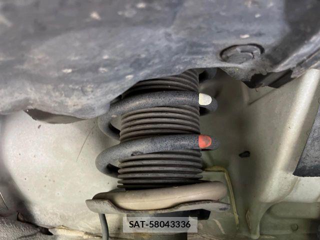 Nissan NOTE 2017-09 6673000-19
