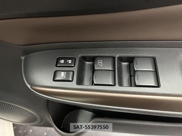 Nissan NOTE 2017-01 6672995-17