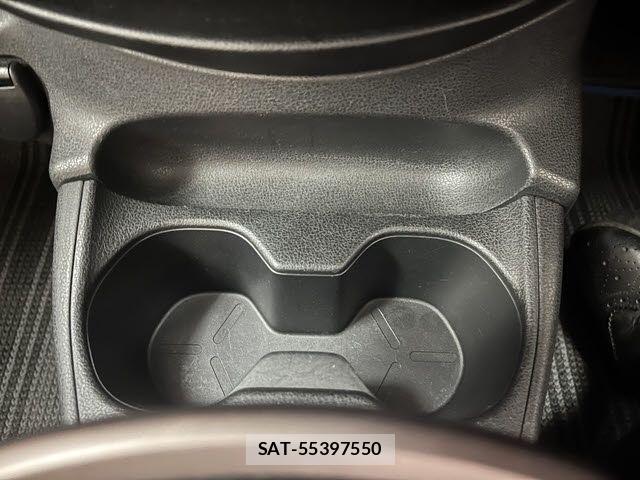 Nissan NOTE 2017-01 6672995-23