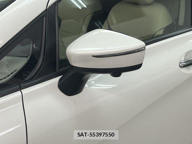 Nissan NOTE 2017-01 6672995-24