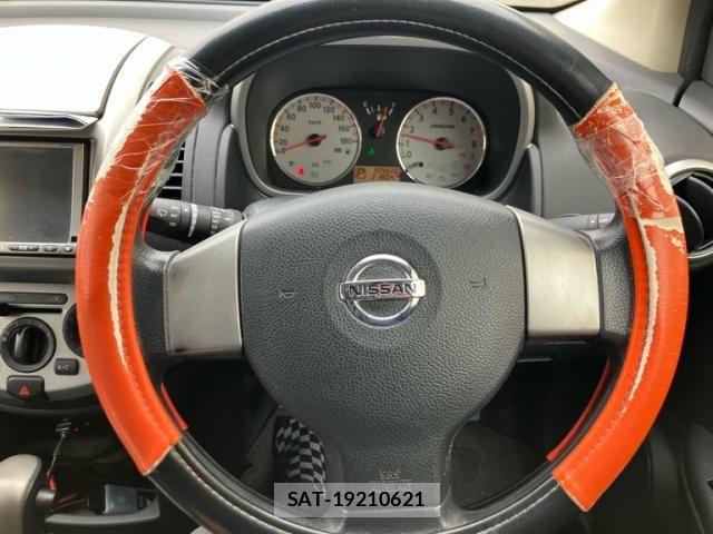 Nissan NOTE 2011-02 6673030-20