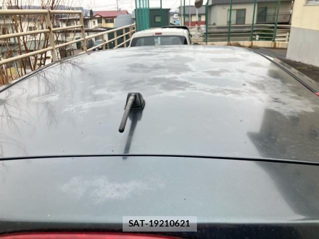 Nissan NOTE 2011-02 6673030-6