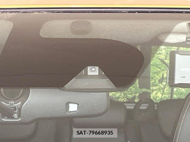 Nissan NOTE 2014-10 6673007-4