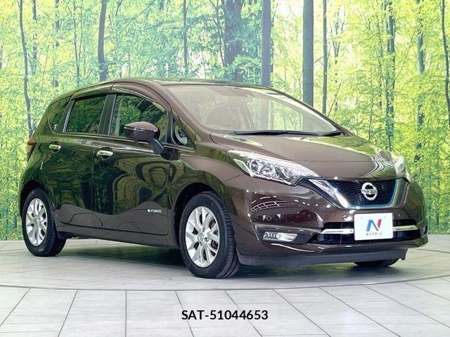 Nissan NOTE 2017-04 6673012-15