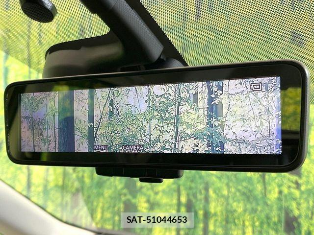 Nissan NOTE 2017-04 6673012-4