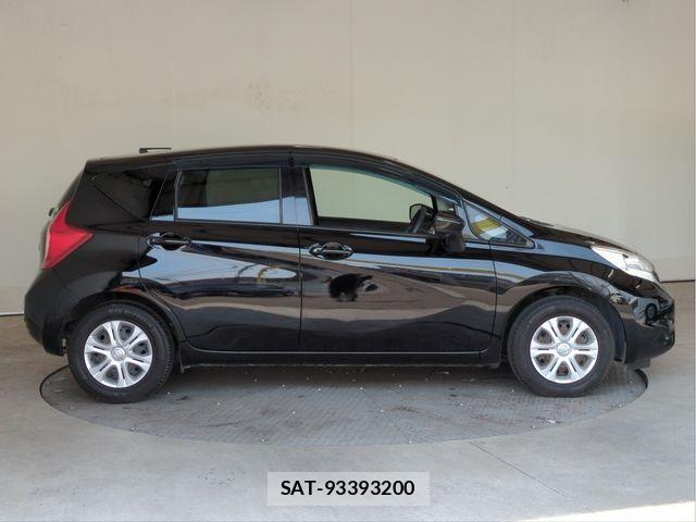 Nissan NOTE 2015-05 6673026-18