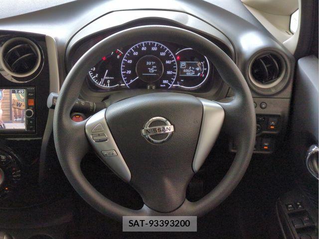 Nissan NOTE 2015-05 6673026-8